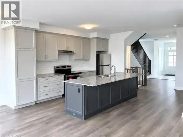 Townhouse 3 Bedroom For Rent Kitchener ON 2900 ES104471198