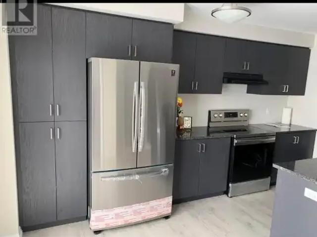 Townhouse 3 Bedroom For Rent Kitchener ON 2900 ES105004767