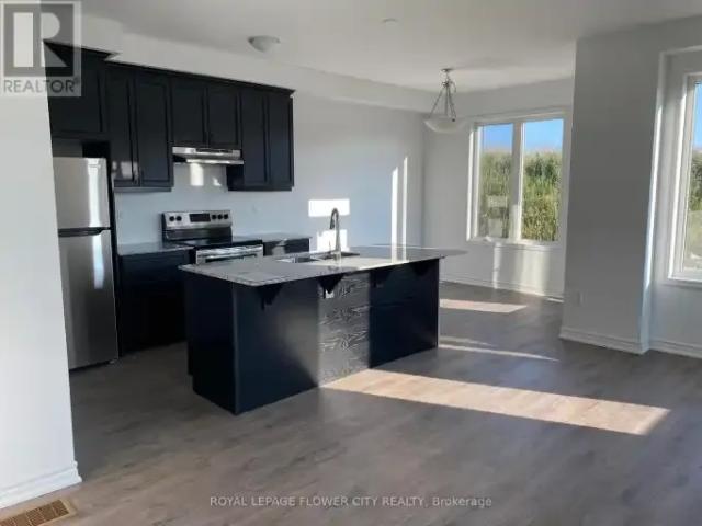 Townhouse 3 Bedroom For Rent Kitchener ON 3000 ELS101262019