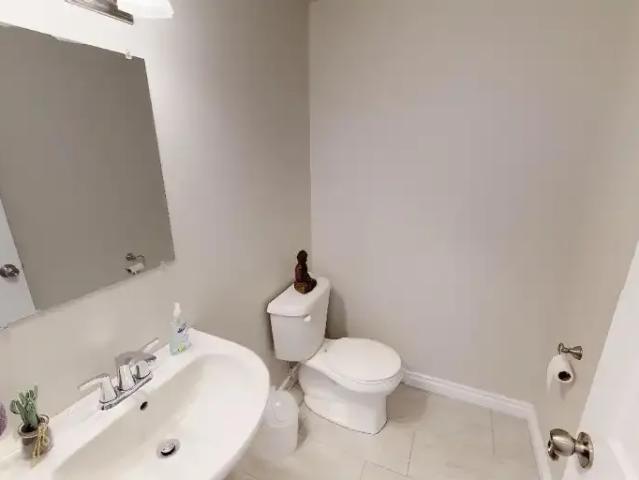 Townhouse 3 Bedroom For Rent Leduc AB 1800 ES100707580