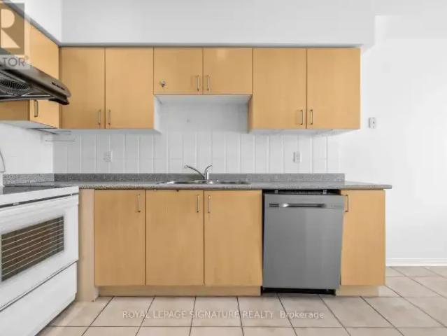 Townhouse 3 Bedroom For Rent Richmond Hill ON 3250 ES103215952