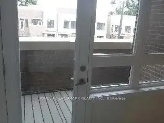 Townhouse 3 Bedroom For Rent Richmond Hill ON 3390 ES103012005