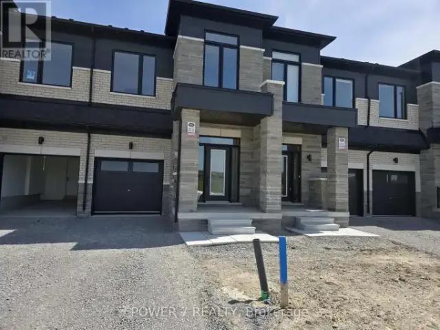 Townhouse 3 Bedroom For Rent Richmond Hill ON 3398 ES102915325