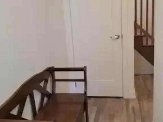 Townhouse 3 Bedroom For Rent Richmond Hill ON 3300 ES105088041