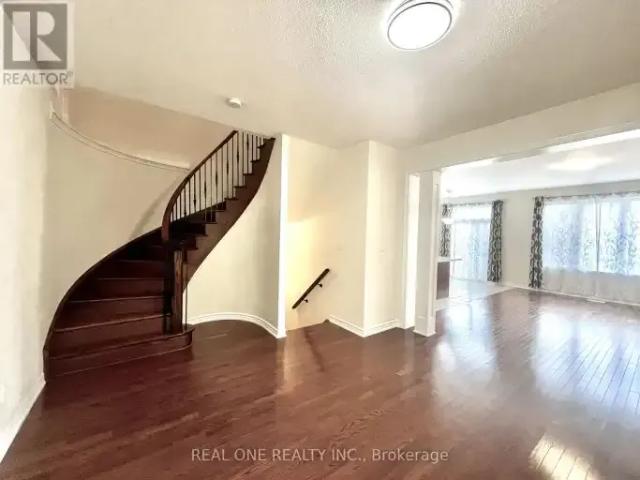 Townhouse 3 Bedroom For Rent Richmond Hill ON 3400 ES105048034