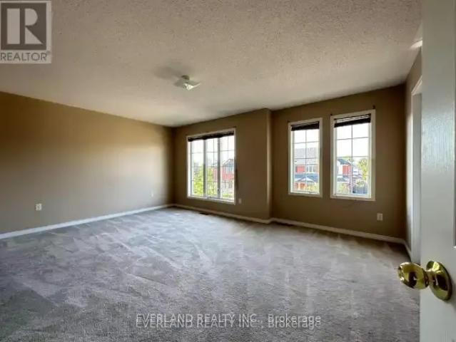 Townhouse 3 Bedroom For Rent Richmond Hill ON 3500 ES102468491