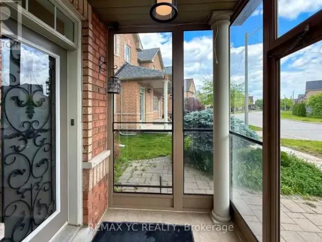 Townhouse 3 Bedroom For Rent Richmond Hill ON 3500 ES103594524