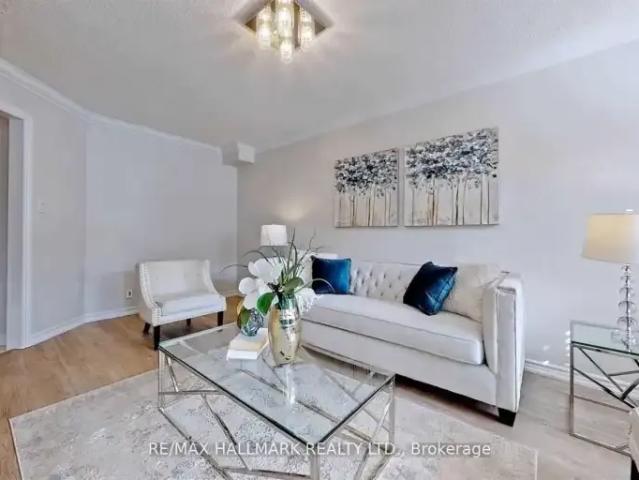 Townhouse 3 Bedroom For Rent Richmond Hill ON 3530 ES105198685
