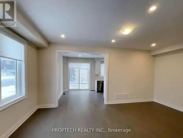 Townhouse 3 Bedroom For Rent Richmond Hill ON 3600 ES102518897