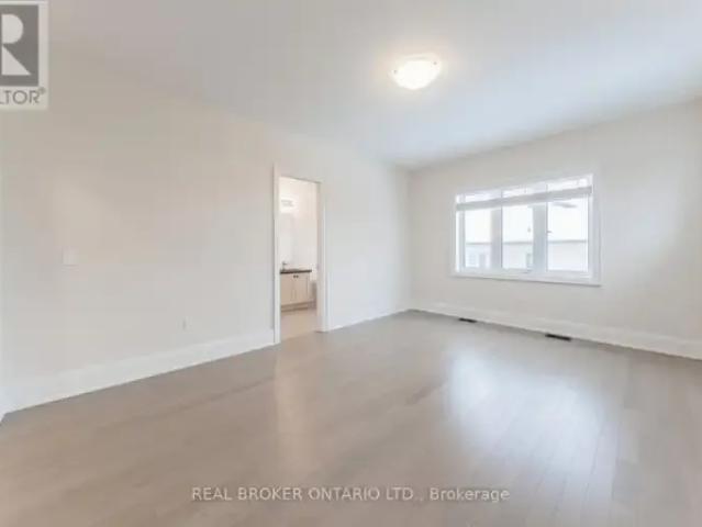 Townhouse 3 Bedroom For Rent Richmond Hill ON 3800 ELS97230299