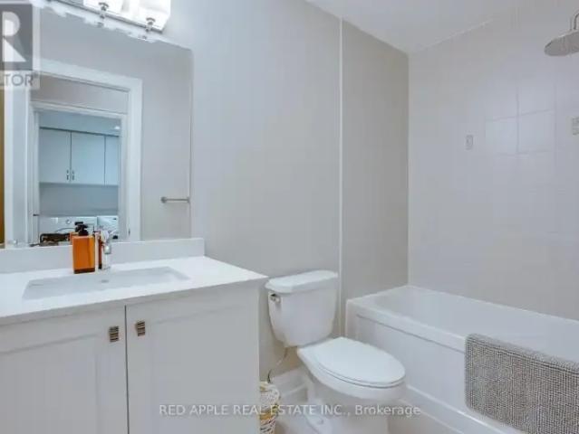 Townhouse 3 Bedroom For Rent Richmond Hill ON 4200 ES100761390