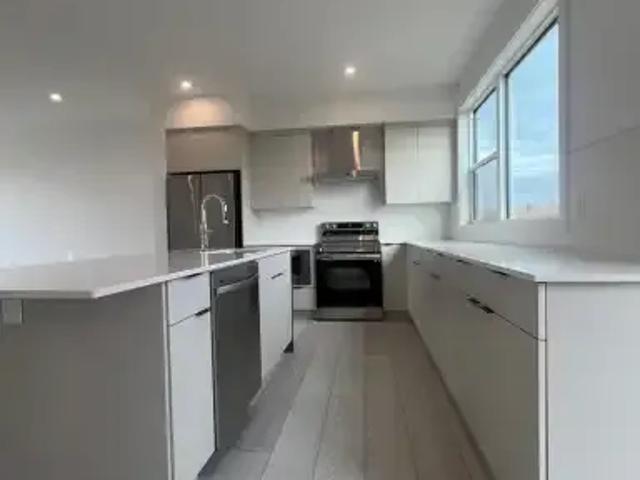 Townhouse 3 Bedroom For Rent St. Albert AB 2600 ES102846346