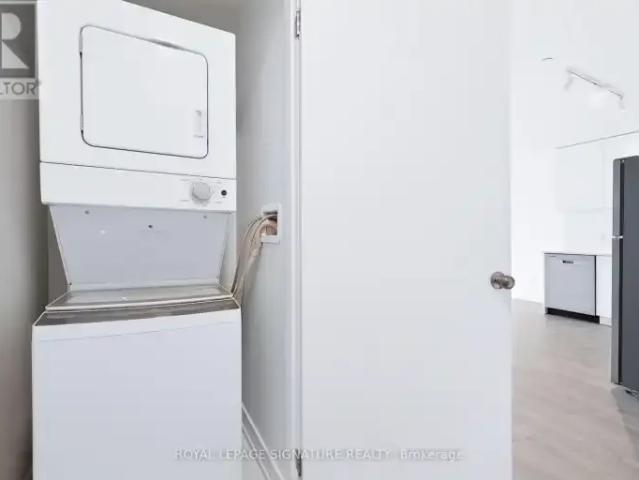 Townhouse 3 Bedroom For Rent St. Catharines ON 2450 ES104972950
