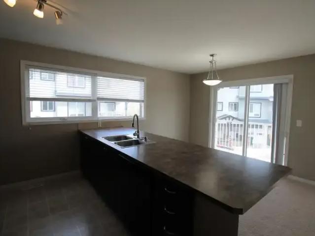 Townhouse 3 Bedroom For Rent Sherwood Park AB 2300 ES101789300
