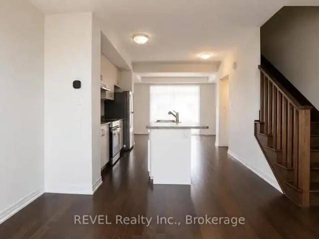 Townhouse 3 Bedroom For Rent Thorold ON 2395 ELS102701585