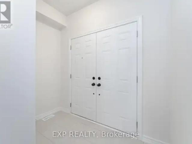 Townhouse 3 Bedroom For Rent Thorold ON 2300 ELS103030745