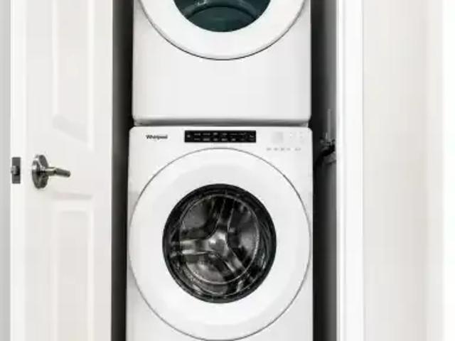 Townhouse 3 Bedroom For Rent Vaughan ON 3150 ELS102883708