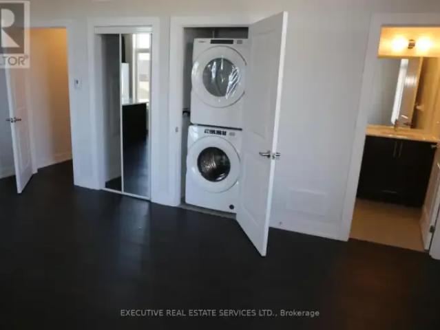 Townhouse 3 Bedroom For Rent Vaughan ON 3200 ES101877967