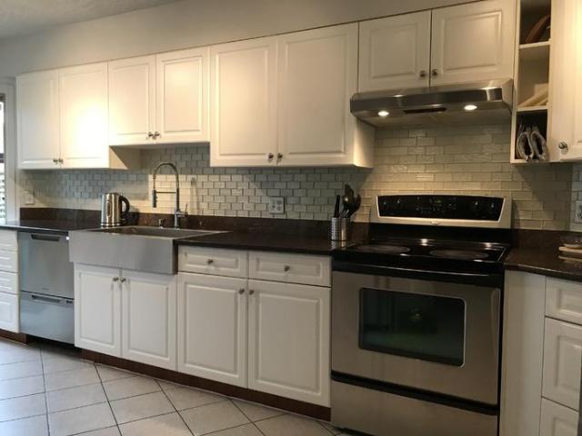 Townhouse 3 Bedroom For Rent Victoria BC 3250 ES101506944