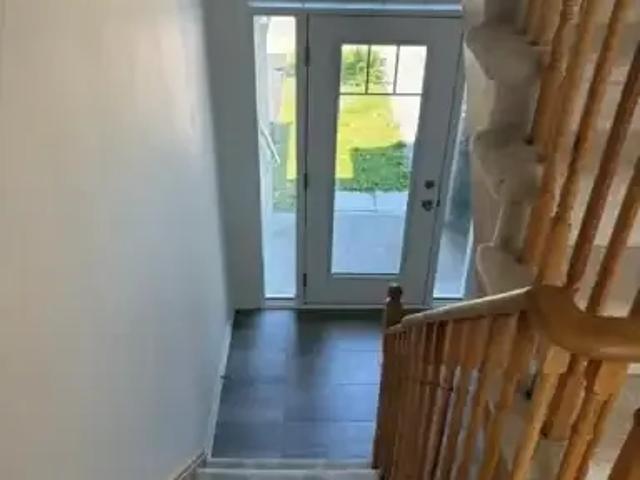 Townhouse 3 Bedroom For Rent Wasaga Beach ON 2500 ES103569232