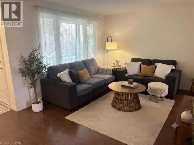 Townhouse 3 Bedroom For Rent Waterloo ON 2500 ES103879749
