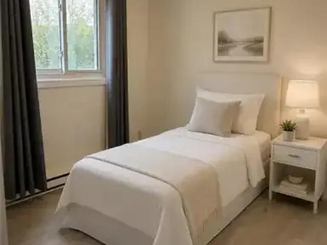 Townhouse 3 Bedroom For Rent Waterloo ON 2600 ES102272617