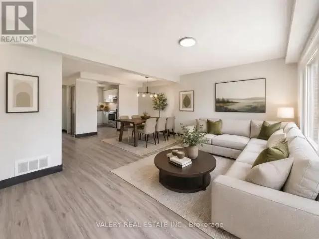Townhouse 3 Bedroom For Rent Waterloo ON 2300 ES105088055