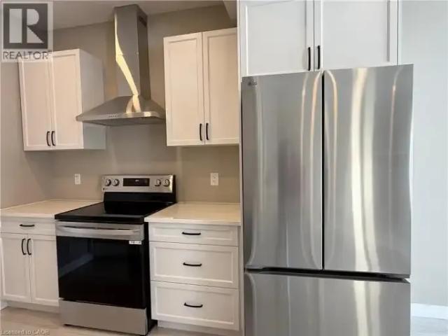 Townhouse 3 Bedroom For Rent Waterloo ON 3000 ES103612020