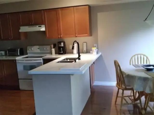 Townhouse 3 Bedroom For Rent Waterloo ON 3000 ES104957740