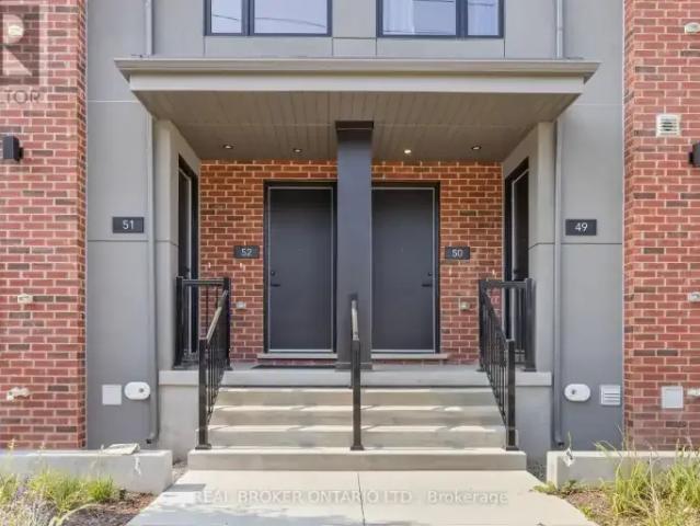 Townhouse 3 Bedroom For Rent Waterloo ON 3199 ES101878717