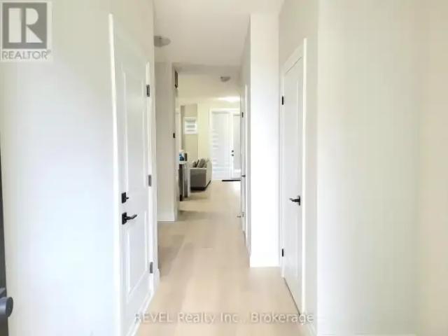 Townhouse 3 Bedroom For Rent Welland ON 2350 ES101878333