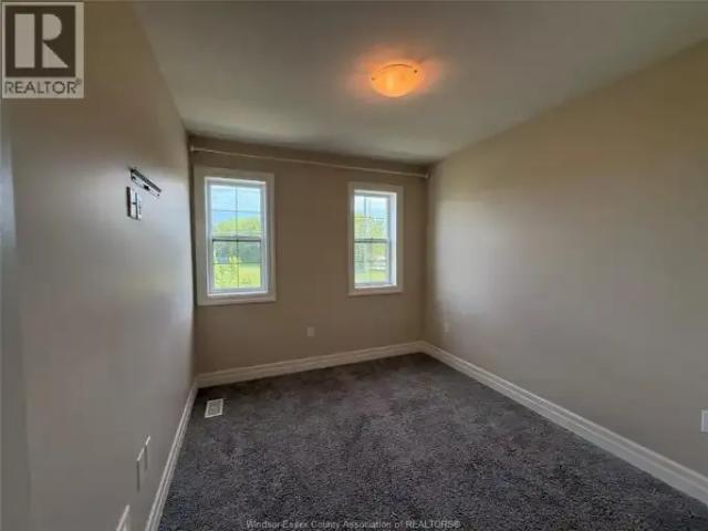 Townhouse 3 Bedroom For Rent Windsor ON 2450 ES102752798