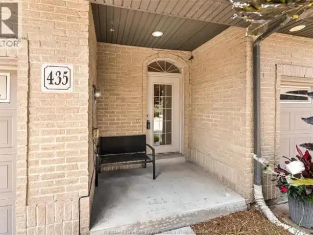 Townhouse 3 Bedroom For Rent Windsor ON 2950 ES103920687