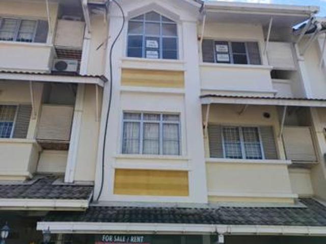 Townhouse 15 Storey Near Alamanda Presint 16