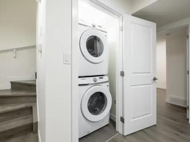 Townhouse 1 Bedroom For Rent Morinville AB 999 ES99793647