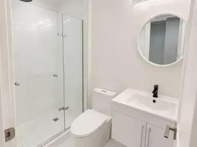 Townhouse 1 Bedroom For Rent Niagara Falls ON 1800 ES102794939