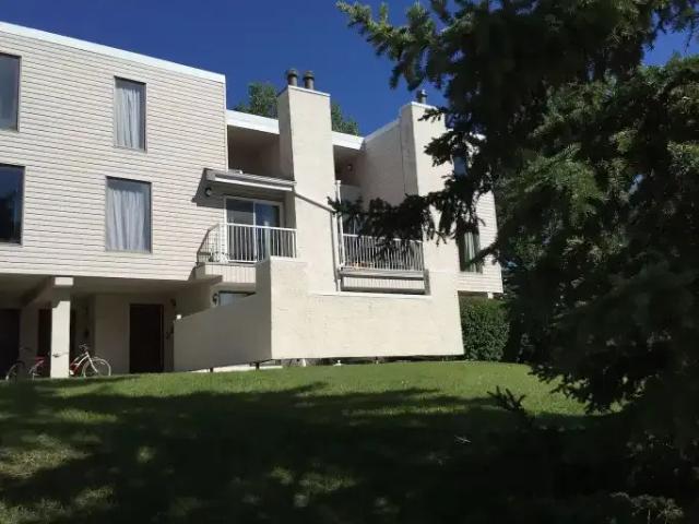 Townhouse 1 Bedroom For Rent Calgary AB 1500 ES104179572