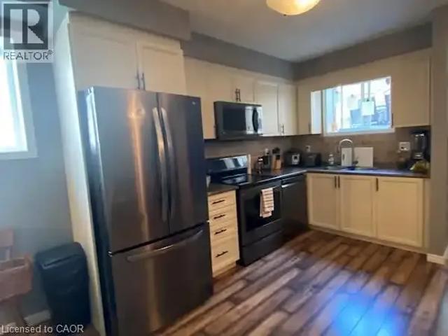 Townhouse 1 Bedroom For Rent Kitchener ON 1575 ES104888833