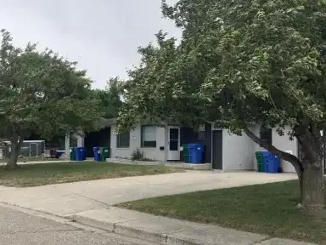 Townhouse 1 Bedroom For Rent Lethbridge AB 1455 ES102467654