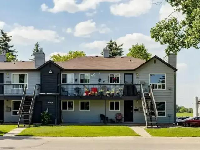 Townhouse 1 Bedroom For Rent Regina SK 1370 ELS103011364