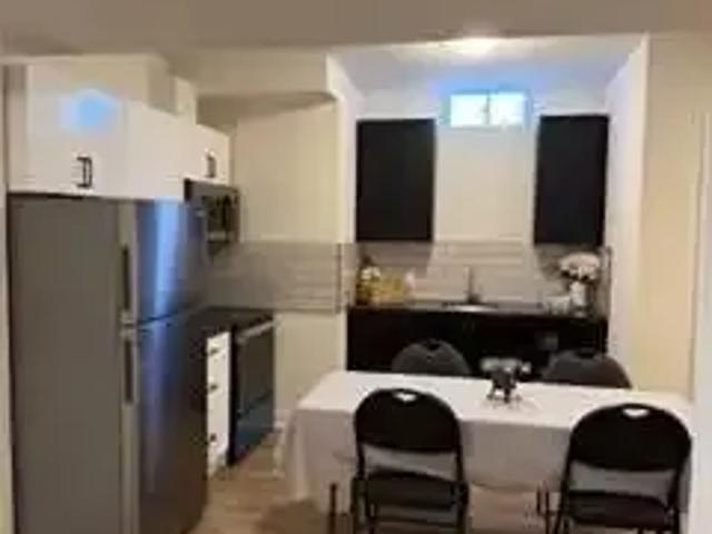 Townhouse 1 Bedroom For Rent Richmond Hill ON 1480 ES102578893