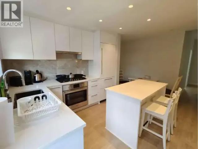 Townhouse 1 Bedroom For Rent Vancouver BC 1600 ELS102434520