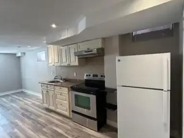 Townhouse 1 Bedroom For Rent Vaughan ON 1550 ELS101878033