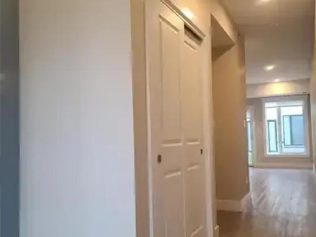Townhouse 1 Bedroom For Rent Windsor ON 1995 ES104292298