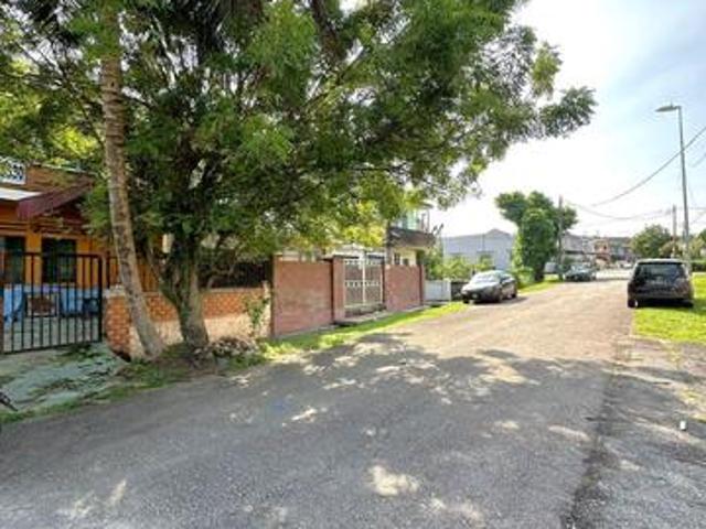 Townhouse 1st Floor near HKL Jalan Pahang Setapak KL High ROI