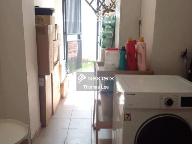 Townhouse 1st Floor | 1507sqft | Freehold | Good Condition