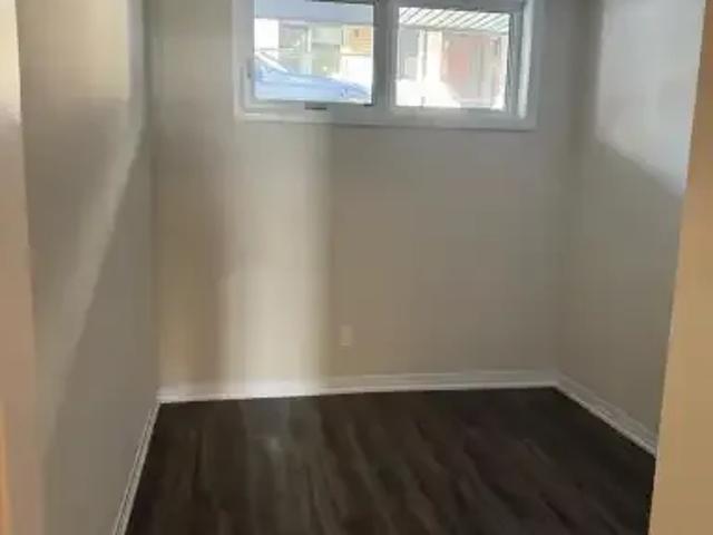 Townhouse 2 Bedroom For Rent Milton ON 2700 ELS102306739