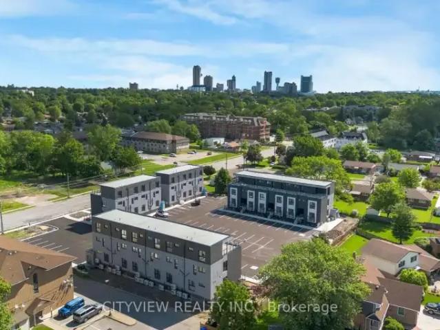 Townhouse 2 Bedroom For Rent Niagara Falls ON 1900 ES103542305