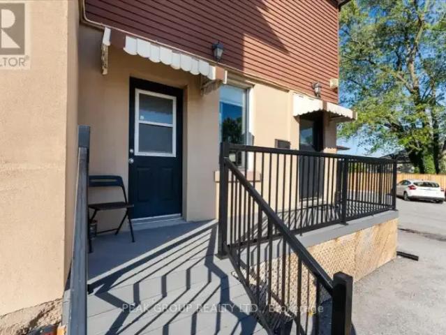 Townhouse 2 Bedroom For Rent Niagara Falls ON 2100 ELS96307980