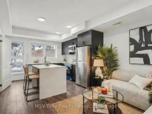 Townhouse 2 Bedroom For Rent Niagara Falls ON 2100 ES103487560